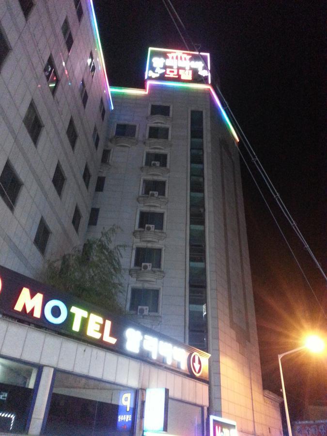 Alibaba Motel Ciudad Metropolitana de Ciudad Metropolitana de Busan Exterior foto