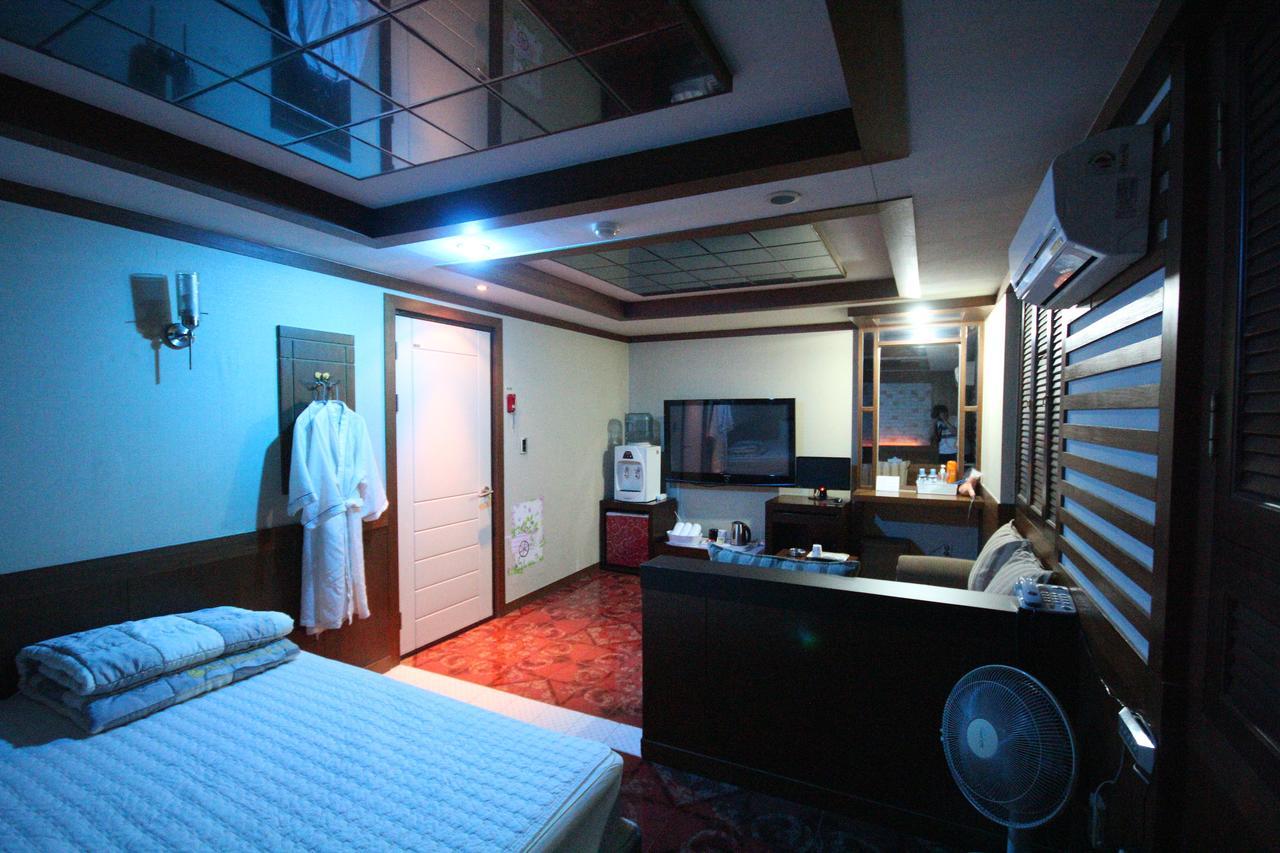 Alibaba Motel Ciudad Metropolitana de Ciudad Metropolitana de Busan Habitación foto